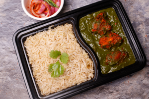 Palak Murg Combo with. . . . . . . . . . . . . .₹400  Brown Rice/Wholewheat Paratha 